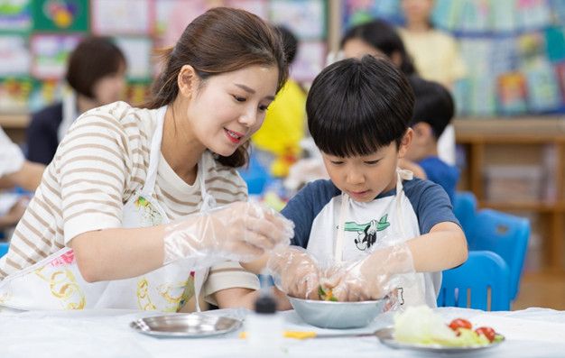 풀무원재단 ‘어린이 바른먹거리 교육’./풀무원 제공.