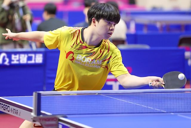 보람할렐루야탁구단 장성일 선수가 부산 기장체육관에서 진행된 제106회 전국체전 탁구 남자 일반부 개인전에서 은메달을 수상했다./보람그룹