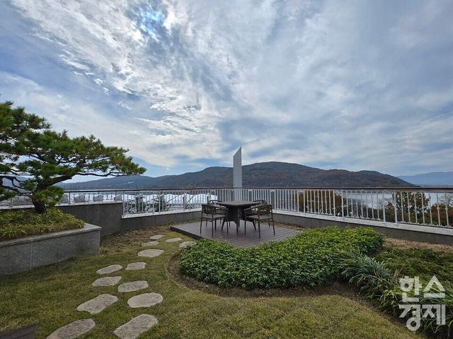 교원그룹 드림센터 경주 PRS 외부 테라스 전경. /박종민 기자