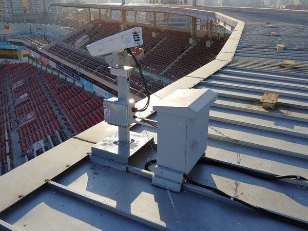 국내 야구장에 설치된 스포츠투아이 트래킹 장비. /스포츠투아이 제공