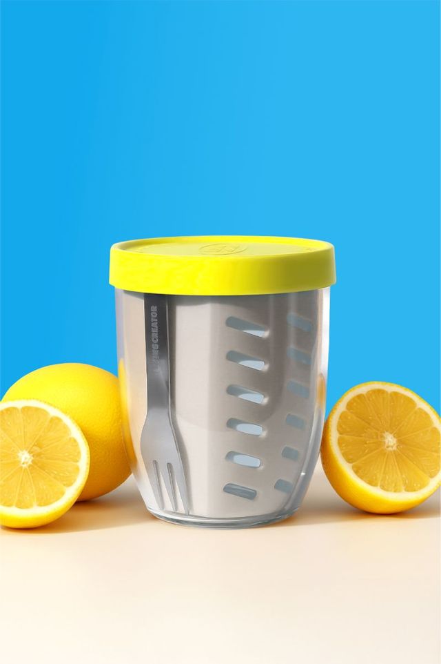 ‘리빙크리에이터’가 ‘즐겁고 창의적인 살림문화’의 확산을 목표로 다양한 브랜드 협업을 이어가며 소비자 접점을 넓히고 있다. 29CM 컬래버레이션 제품./리빙크리에이터