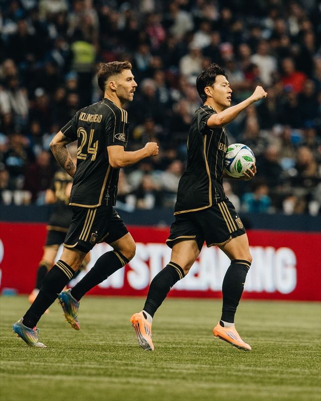 LAFC 손흥민(오른쪽). /구단 페이스북