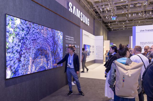 삼성전자 115형 마이크로 RGB TV./삼성전자