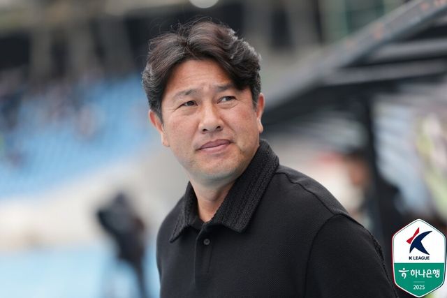 프로축구 K리그2(2부) 서울 이랜드 김도균 감독. /한국프로축구연맹 제공