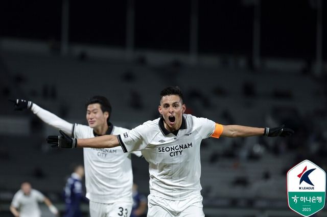 프로축구 K리그2(2부) 5위 성남FC 후이즈. /한국프로축구연맹 제공