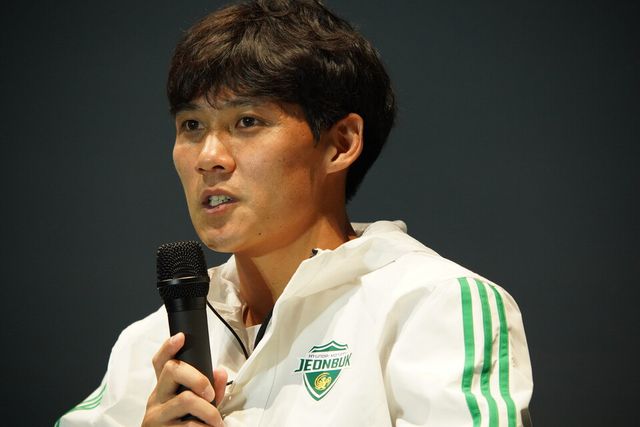 5일 전주월드컵경기장 내 팬 익스피리언스 센터에서 K리그1 우승 미디어데이에 참석한 최철순. /전북 현대 제공