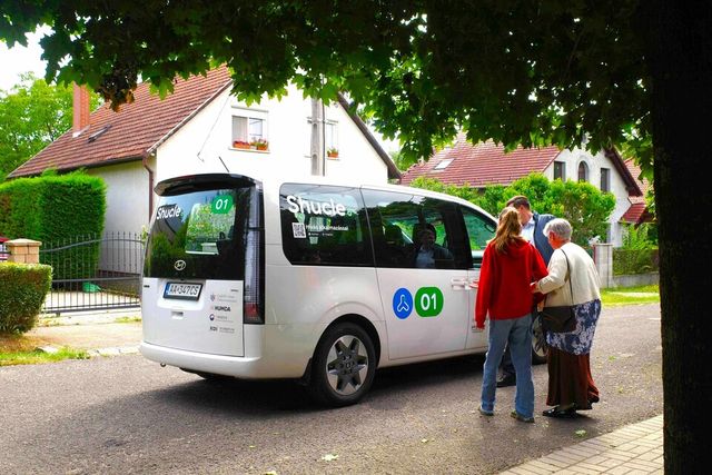 현대자동차·기아의 수요응답교통 서비스 ‘셔클(SHUCLE)’이 헝가리에서 첫 해외 시범사업을 성료했다./현대자동차·기아