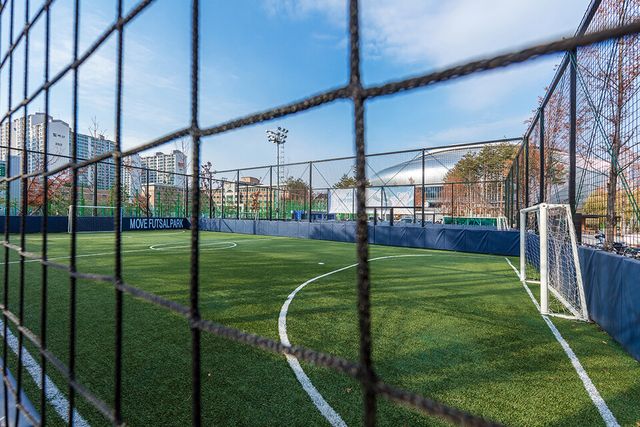 서울특별시에서 운영 중인 고척스카이돔 풋살구장. /서울특별시 공공서비스예약 제공