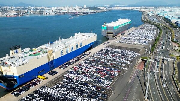 현대차 울산 수출선적부두 및 공장전경 / 현대차 제공