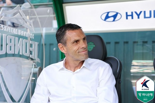 프로축구 K리그1(1부) 전북 현대의 더블을 이끈 거스 포옛 전 감독. /한국프로축구연맹 제공