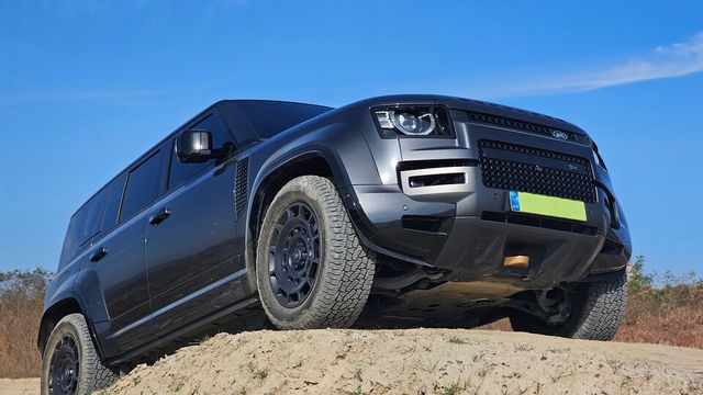 랜드로버 '디펜더 옥타'의 외관./곽호준 기자