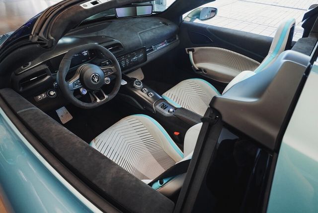 마세라티&nbsp;'MC푸라(MCPURA)'의 실내./마세라티 코리아