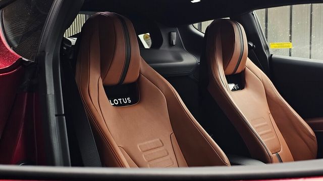 로터스 '에미라'의 버킷시트./곽호준 기자