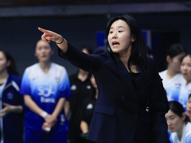 최윤아 신한은행 감독. /WKBL 제공