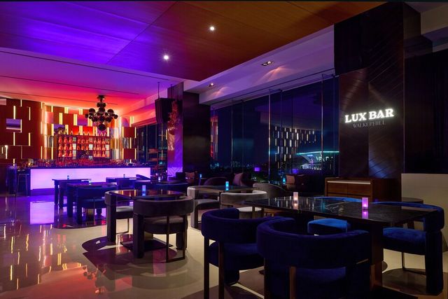 그랜드 워커힐 서울의 ‘클럽라운지 & 바’가 ‘럭스바(LUX BAR)’로 재단장했다. /워커힐 호텔앤리조트 제공