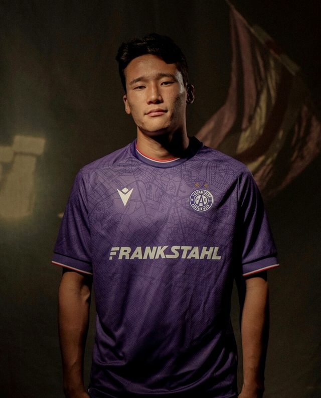 프로축구 K리그1(1부) 포항 스틸러스에서 활약하던 국가대표 풀백 이태석(이 오스트리아 명문 클럽 아우스트리아 빈에 입단했다. /아우스트리아 빈 인스타그램