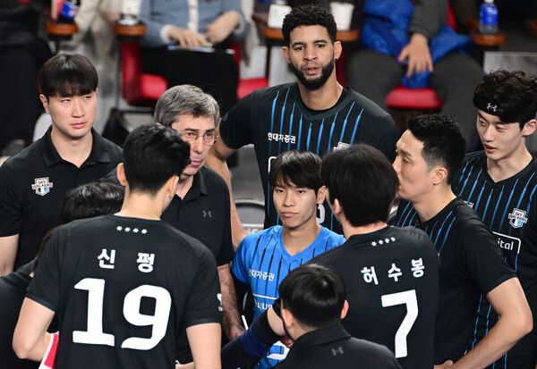 프로배구 V리그 남자부 현대캐피탈. /KOVO 제공