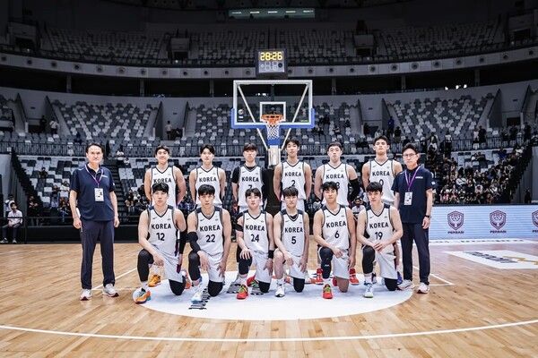 한국 남자농구 대표팀 모습. /FIBA 홈페이지 캡처