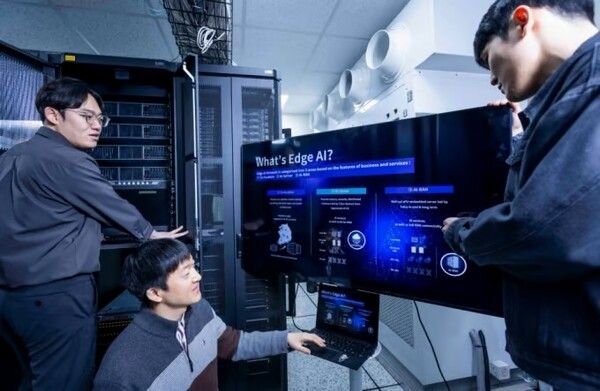 SK텔레콤은&nbsp;스페인 바르셀로나에서 3월 3일 개막하는 ‘MWC25’에서 네트워크 인공지능(AI) 기술들을 선보인다고 26일 말했다. / SKT