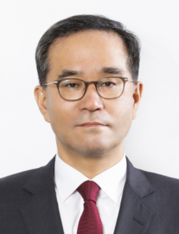 NH농협금융지주가 이찬우 전 금융감독원 수석부원장을 신임 회장으로 선임했다. /NH농협금융지주 제공