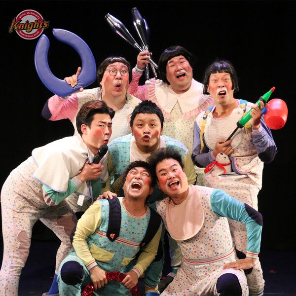 넌버벌(비언어) 퍼포먼스 코미디 그룹 옹알스. /서울 SK 나이츠 제공