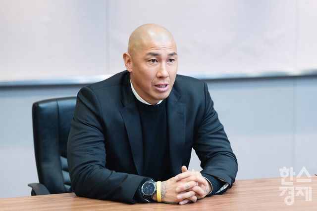 차두리 프로축구 K리그2(2부) 화성FC 감독이 19일 오후 서울 마포구 누리꿈스퀘어에서 본지와 인터뷰를 하고 있다. /최대성 기자