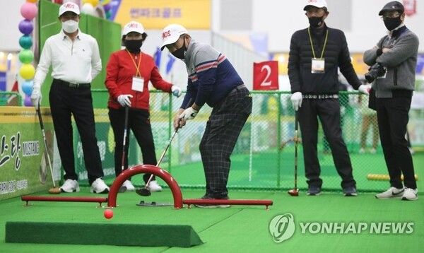 대구 엑스코에서 열린 액티브시니어 박람회. 해당 사진은 기사와 직접적인 관련이 없음. / 연합뉴스