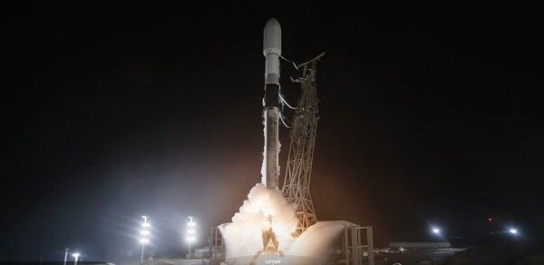 군 정찰위성 3호기 발사 장면/연합뉴스