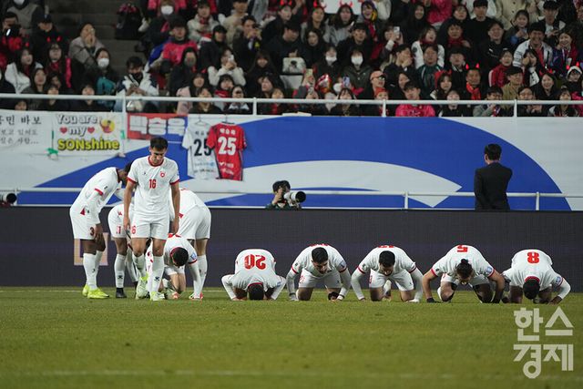 25일 오후 경기도 수원월드컵경기장에서 열린 2026 북중미 월드컵 아시아 3차 예선 B조 8차전 대한민국 대 요르단과의 경기서 요르단의&nbsp; 마흐무드 알 마드리가 동점골을 넣은 후 세리머니를 펼치고 있다. /수원=최대성 기자 dpdaesung@sporbiz.co.kr 2025.03.25.