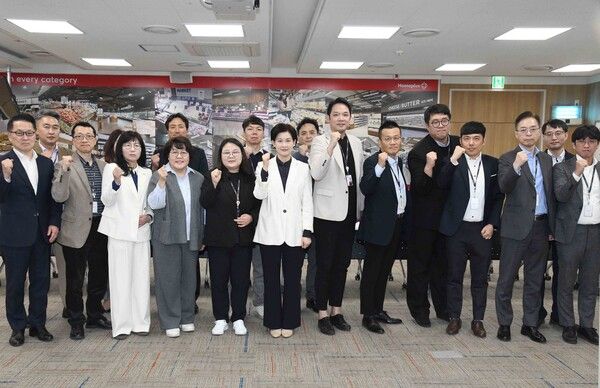 25일 홈플러스 본사에서 홈플러스 경영진과 한마음협의회 전사 위원이 참석한 가운데 전사 협의회가 진행됐다. / 홈플러스 제공