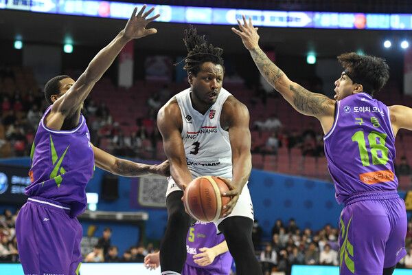 프로농구 안양 정관장 레드부스터스 디온테 버튼. /KBL 제공