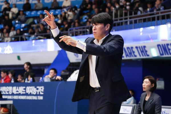 위성우 아산 우리은행 감독. /WKBL 제공