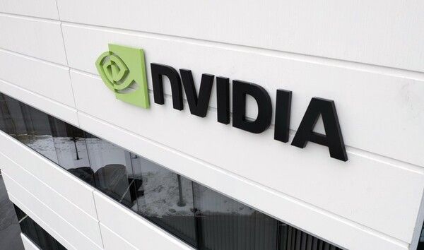 미국 반도체 기업 엔비디아가 지난해 반도체 기업 매출 순위에서 1위에 올랐다. / 엔비디아
