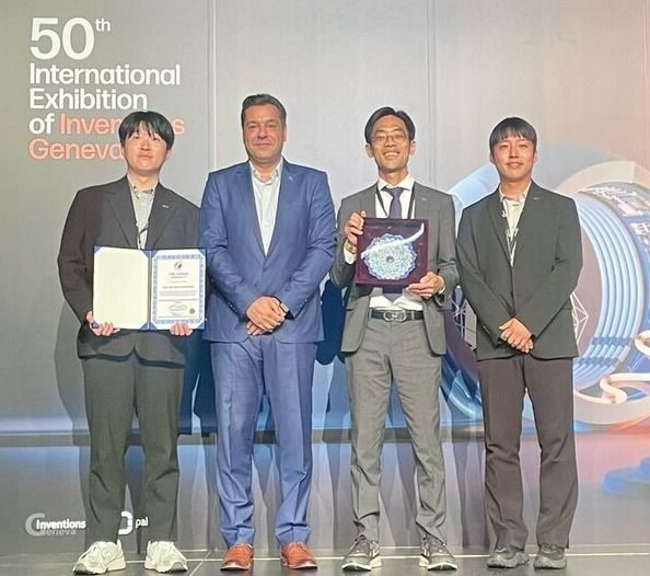 한국남동발전은 지난 9일부터 13일까지 스위스 제네바에서 열린 '2025 스위스 제네바 국제발명품 전시회'에 2점의 발명품을 출품해 금상, 은상, 특별상 등 총 3개 분야에서 수상했다./한국남동발전