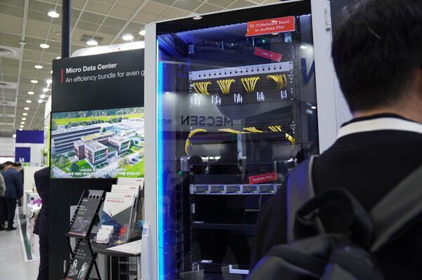 리탈 코리아가 '월드 IT 쇼 2025'서 모듈형 데이터센터(MDC) 및 OCP ORV3 랙 솔루션을 선보인다./리탈