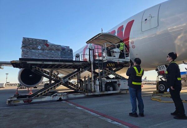 티웨이항공은&nbsp;인천~프랑크푸르트 노선&nbsp;여객 및 화물 운송 현황 전반에 대한 품질 심사와 안전 점검을 실시했다. / 티웨이