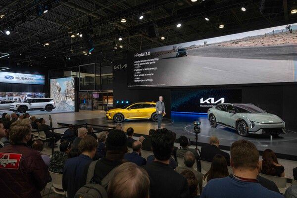 2025&nbsp;뉴욕&nbsp;국제&nbsp;오토쇼&nbsp;기아관&nbsp;보도발표회 전경/ 기아