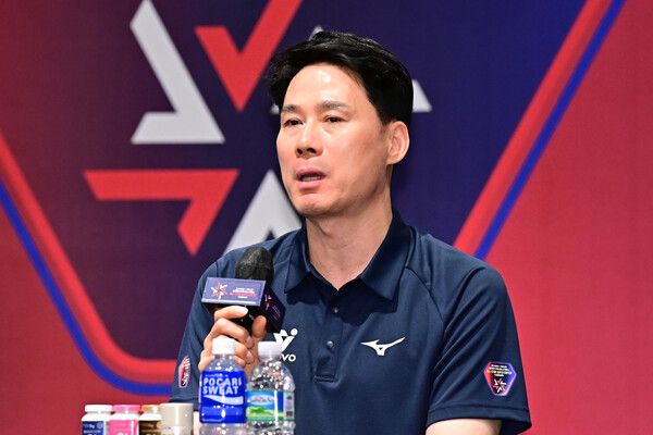 강성형 감독. /한국배구연맹 제공