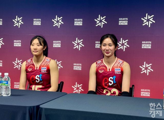 태국 올스타팀 세터 나타니차 자이센(왼쪽)과 아포짓 스파이커 나티마 껍깨우. /강상헌 기자