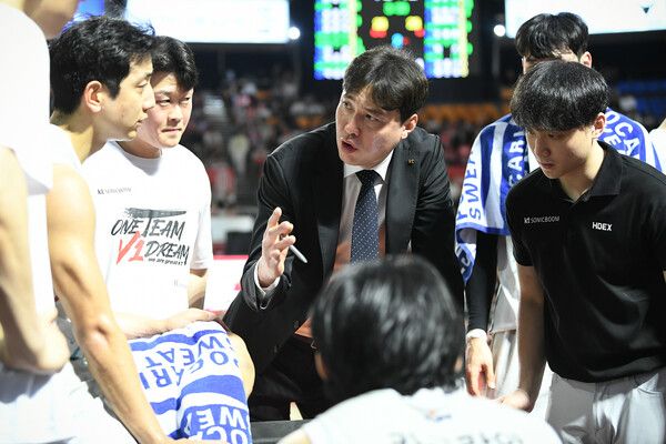 송영진 수원 KT 소닉붐 감독. /KBL 제공