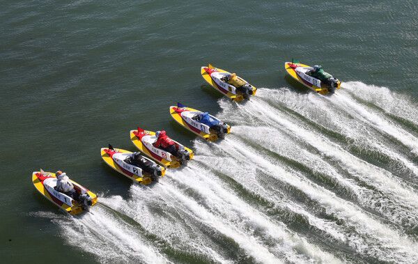 미사경정장에서 출전 선수들이 열띤 경쟁을 펼치고 있다. /국민체육진흥공단 제공