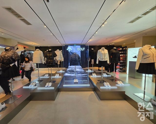 데상트골프의 2025 비전 쇼케이스 현장 모습. /박종민 기자