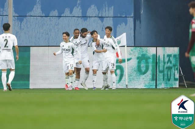  하나은행 K리그1 2025 7라운드 대전하나시티즌 원정서 1-0 승리를 거둔 전북 현대. /한국프로축구연맹 제공