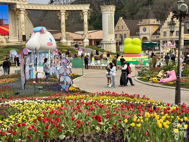 산리오캐릭터즈와 콜라보한 에버랜드 튤립 축제. /강상헌 기자