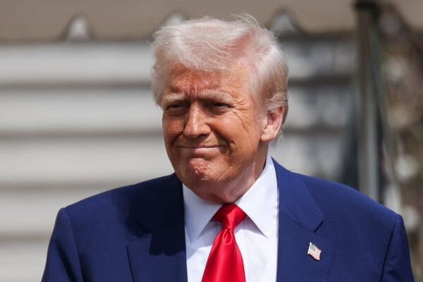 도널드 트럼프 미국 대통령이 국내 정보통신(IT) 규제를 상호관세 부과의 지렛대로 걸고 넘어졌다.&nbsp; / 로이터