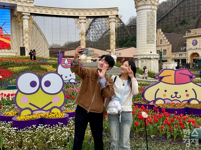 산리오캐릭터즈와 콜라보한 에버랜드 튤립 축제. /강상헌 기자