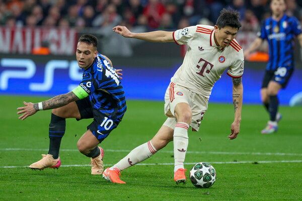 독일 분데스리가 바이에른 뮌헨 김민재(오른쪽). /연합뉴스