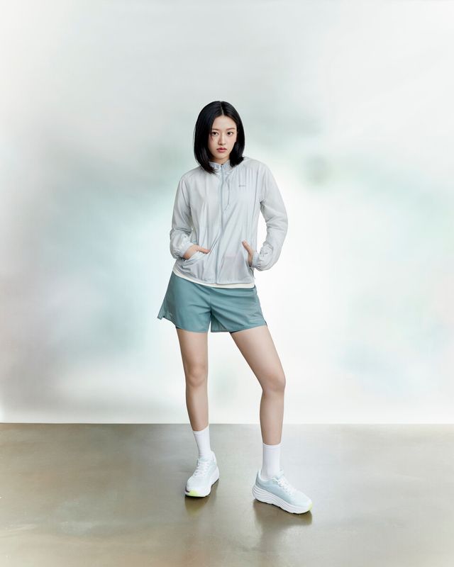 네파 퍼포먼스 랩 방풍재킷. /네파 제공