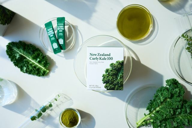 ‘뉴질랜드 컬리케일 100’이 지난 홈쇼핑 론칭 방송에서 준비된 수량이 전량 매진되며 뜨거운 호응을 얻었다./헥토헬스케어