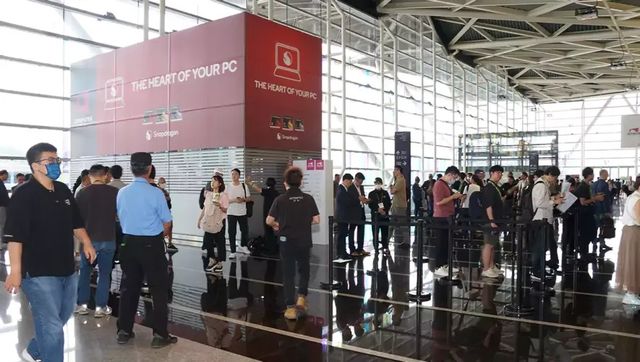 전 세계 컴퓨팅 기술의 현재와 미래를 조망하는 대만의&nbsp;정보통신(IT) 전시회 '컴퓨텍스&nbsp;2025'가 20일(현지시간) 막을 올렸다. / 컴퓨텍스 홈페이지